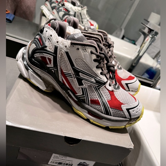 Balenciaga Men's Mesh Runner Sneakers grey/red mens size 44 US size 10.5/11 - Picture 1 of 4